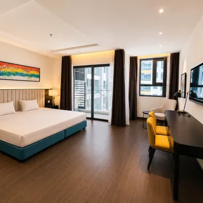 The Hotel Luxury Sapphire Hạ Long Hotels near Bai Chay Bridge