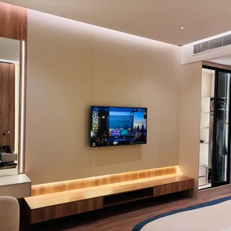 Voyage Expo Suites