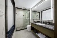 ManZhou Hotel - موقف سيارات