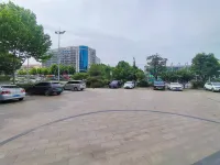 Yuantian Yiju Hotel (Municipal Government MixC Branch), Rizhao - Bãi đậu xe
