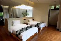 Maple Grove Inn (Baquanxia Store)