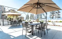 North Latitude27° Hotel - Parkplatz