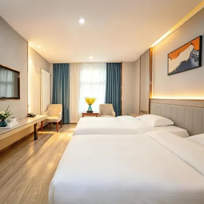 Yiyi Boutique Hotel (Xining Binhe South Road Railway Station) Hotels near Huangyuan River