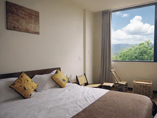 Weishan Hongheyuan Inn - Mountain view