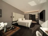 Ningbo Xiangshan Shipu Fishing Port Ancient Town Atour Hotel - 주차장