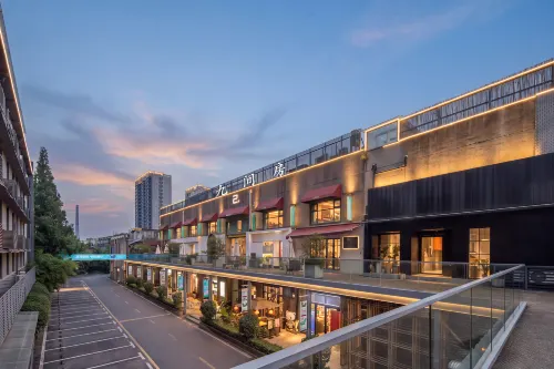 Jiujianfang (Walmart Minfa Plaza) - Balkon