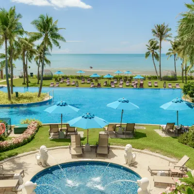 Sheraton Hua Hin Resort & Spa Hotels near Wat Amparam