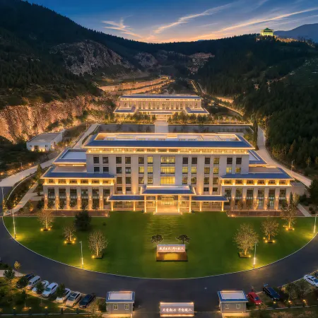 Yuntai Mountain Culture and Tourism College