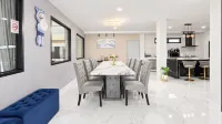 TATA 7BR Private Pool Villa Pattaya - balcony