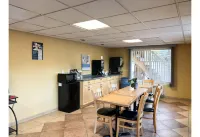 Motel 6 Old Saybrook, CT - 주차장