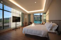 Loong M.Hotel