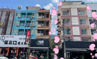 4. Phuket S..