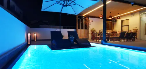 深圳烏斯懷亞民宿（大鵬較場尾店）