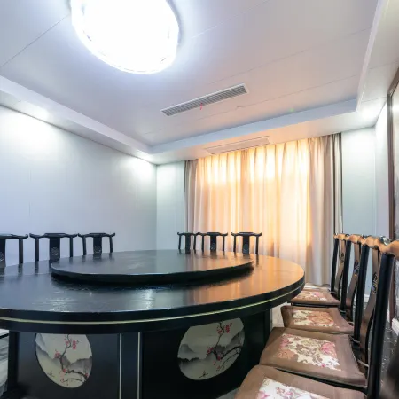 Meihao Hotel Platinum Bay (Hunan Lingbinhe Park)