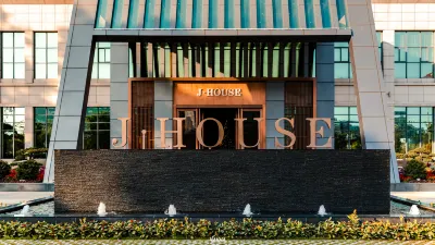 J House Hotels in Shenzhen