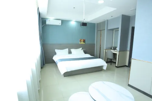 Dehui Yilong Hotel