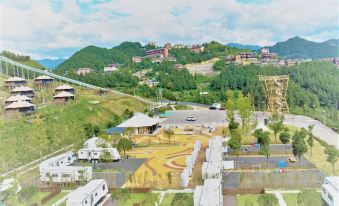Shan Yin Xi Jiang Rustic Luxury Resort Hotel