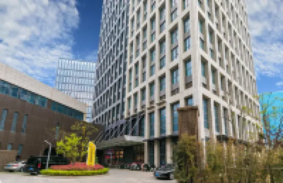 Fengyue Intelligent E-sports Apartment (City Media Plaza)