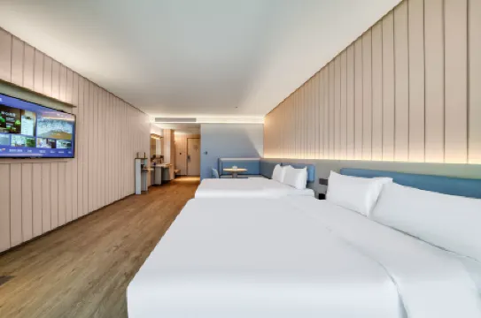 HanTing Hotel (Zhoushan Donggang Putuo Passenger Transport Center)