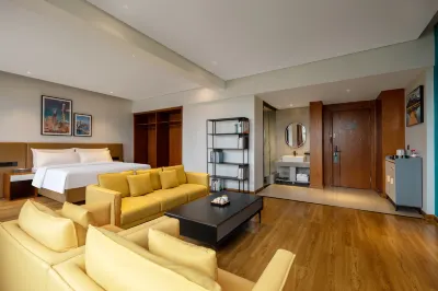 Verona Lanshang Hotel (Badaju Zibo Railway Station) Hotels in The Mixc/Badaju