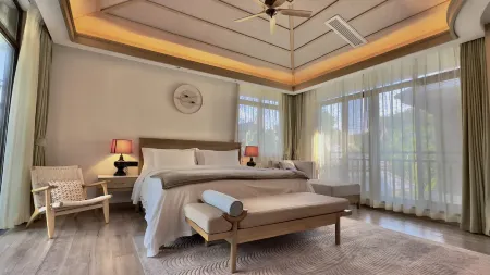 Xishuangbanna Bohai Birch Tree Hot Spring Yunshu