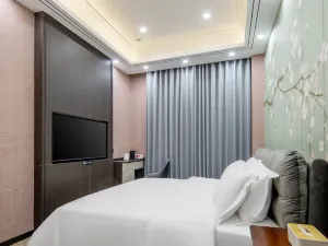 Floral Hotel · Sea Moon Villa hotel (Weihai Sea Park Branch)