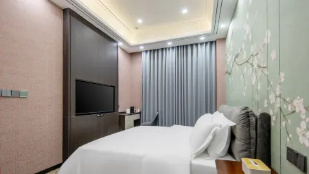 Floral Hotel · Sea Moon Villa hotel (Weihai Sea Park Branch) Отели рядом с достопримечательностью «Liugong Island Expo Park»