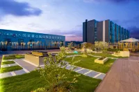 Huaizhou Suiton by Paxton Hotel (Jintang Huaikou Cheng'a Industrial Park) Hotels in Jintang