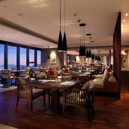 Greentown Rose Garden Hotel