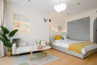 Dalian Xinghai Square Tide Ocean Designer Hotel