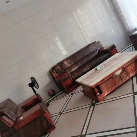 Chongren Pingyuan Hotel