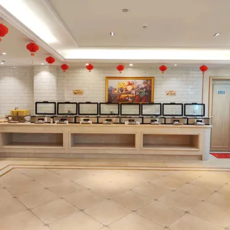 Vienna International Hotel (Macheng High-speed Railway Station Commercial City Store)