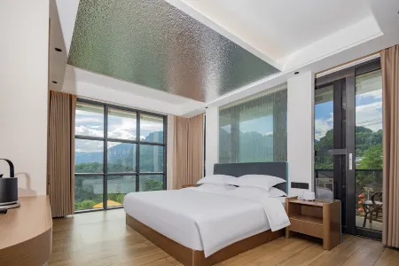 Yijianrugu B&B (Enshi Grand Canyon) Отели рядом с достопримечательностью «Yunlong Shelter Bridge»