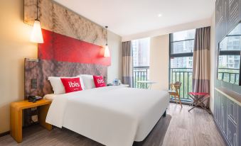 Ibis Hotel (Chengdu East Railway Station)