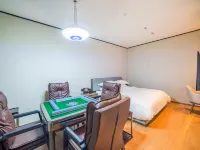 Qunhao Hotel (Guigang Sports Center Store) Hotels in Guigang