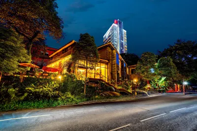 Wuxuan Hotel (Shapingba High-speed Railway Station Chongqing University) Hotel in zona Chongqing University Gymnasium