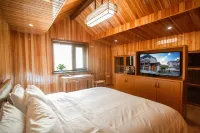 Meiqi Xuexiang Homestay (Jingning Fenghuang Ancient Town)