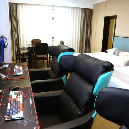Yameitu Hotel (Xiantao Avenue Wushang)