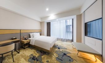 New Crescent Moon Hotel (Meishan East Station Chunxi Square Branch)