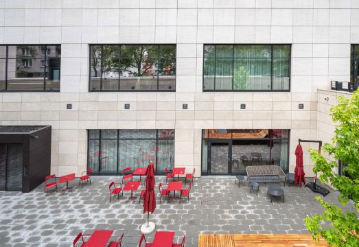 2. 인터시티호텔 카..