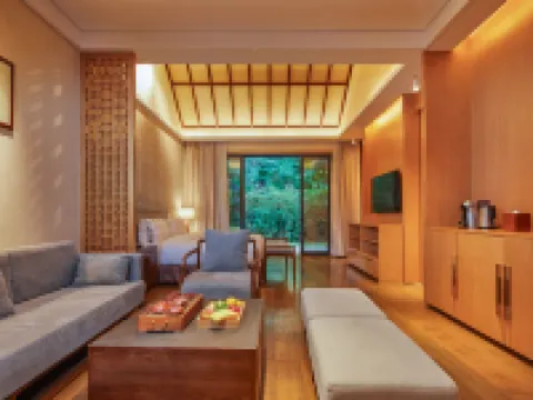 GuangYueShang Collection Panlong Valley Hotels in Guiping