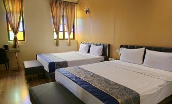 THE CENTURY HOTEL (George Town)