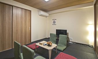 Fuyuankaku: 10 Guests, 6-Min  to Station