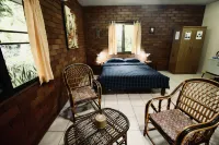 Khoom Kam Kaew Hotels in Phrao