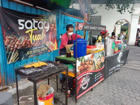 Hotel ChinaTown 2 Отели рядом с достопримечательностью «Петалинская улица»