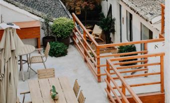 Bamboo life Unthink Hotel·Qiwan and Ann (Luoqi Ancient City Drum Tower Branch)