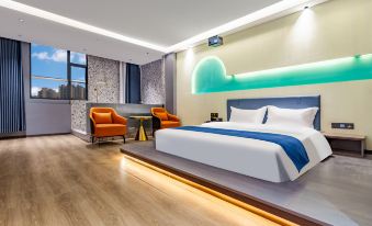 Oscar Huanpeng Hotel (Shanwei Lufeng Jinjie Road Branch)