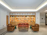Vienna International Hotel (Ninglang Luguhu Avenue) - Gym