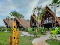 Earth Elements Eco Resort Hoteles en Pak Thong Chai