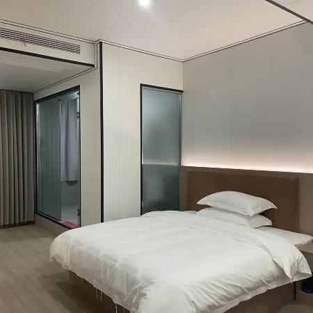 Tuxin Hotel